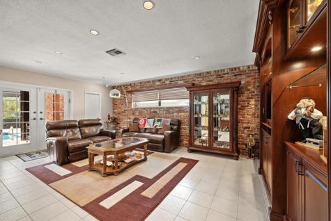 3400 N 47th Avenue Hollywood FL 33021