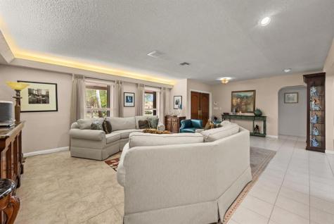3400 N 47th Avenue Hollywood FL 33021