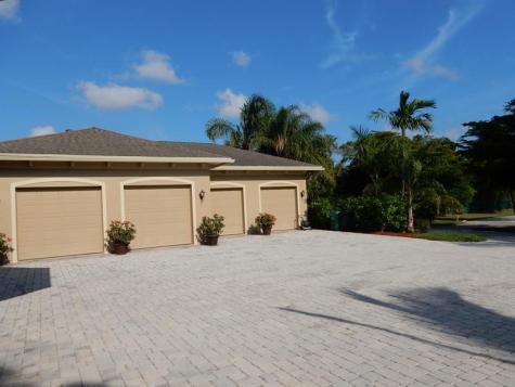 2490 NW Lakeridge Drive Palm City FL 34990