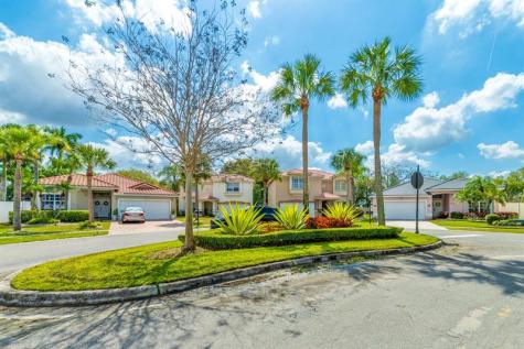 98 Gables Boulevard Weston FL 33326