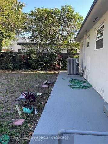 3221 NW 11th Court Miami FL 33127