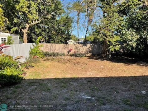 3221 NW 11th Court Miami FL 33127