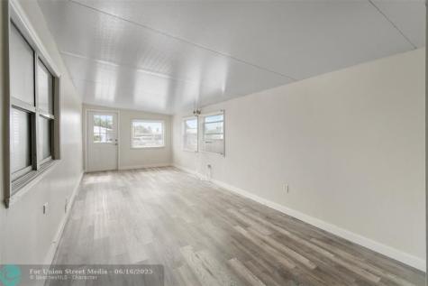 7897 SE Swan Avenue Hobe Sound FL 33455