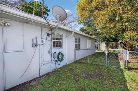 3261 NW 6th Avenue Fort Lauderdale FL 33309