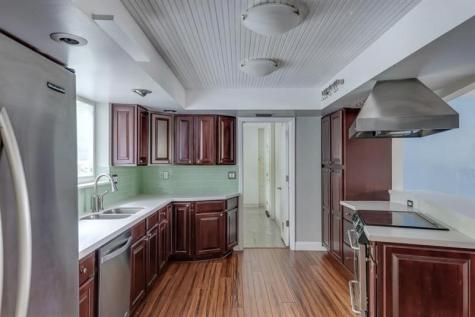 818 N 12th Avenue Hollywood FL 33019