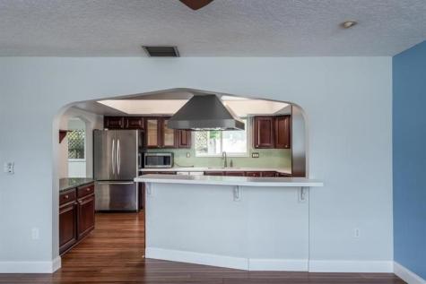 818 N 12th Avenue Hollywood FL 33019