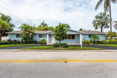 818 N 12th Avenue Hollywood FL 33019