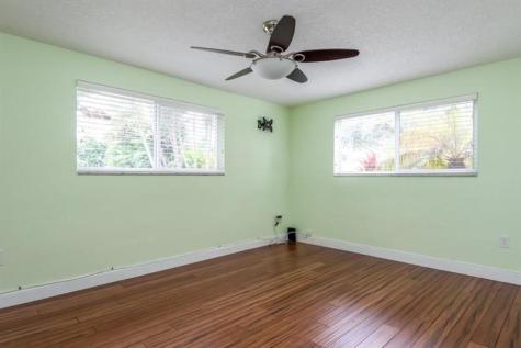 818 N 12th Avenue Hollywood FL 33019