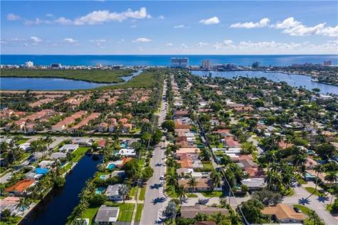 818 N 12th Avenue Hollywood FL 33019