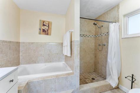 2757 NW 83rd Terrace Coral Springs FL 33065