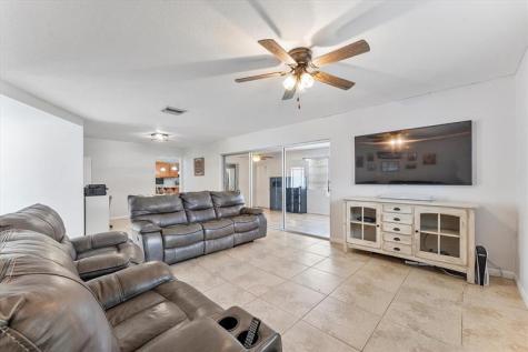 2757 NW 83rd Terrace Coral Springs FL 33065