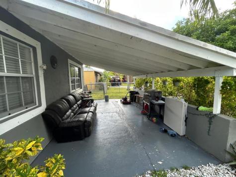1530 SW 68th Avenue North Lauderdale FL 33068