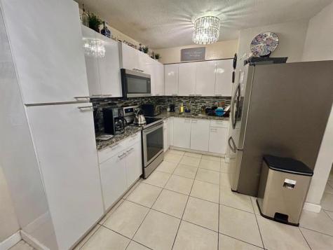 1530 SW 68th Avenue North Lauderdale FL 33068