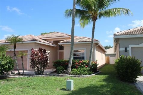 8611 Green Cay West Palm Beach FL 33411