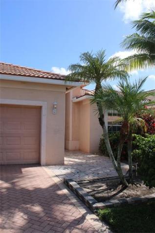 8611 Green Cay West Palm Beach FL 33411