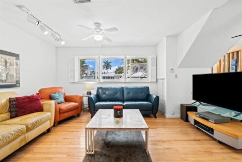 1031 NE 27th Avenue Pompano Beach FL 33062