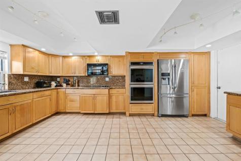 1031 NE 27th Avenue Pompano Beach FL 33062
