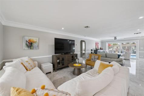 2228 SE 10th Street Pompano Beach FL 33062
