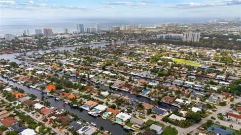 2228 SE 10th Street Pompano Beach FL 33062