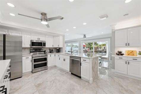 2228 SE 10th Street Pompano Beach FL 33062