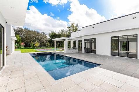 6676 NW 66th Way Parkland FL 33067