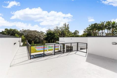 6676 NW 66th Way Parkland FL 33067