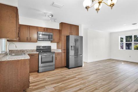 341 NW 37th Street Deerfield Beach FL 33064