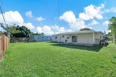 341 NW 37th Street Deerfield Beach FL 33064