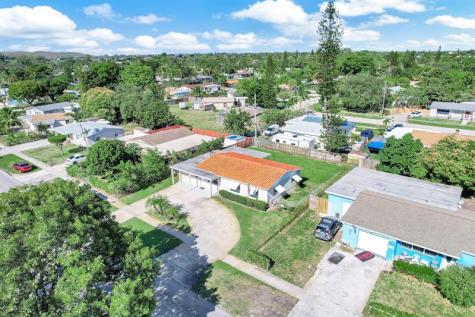 341 NW 37th Street Deerfield Beach FL 33064