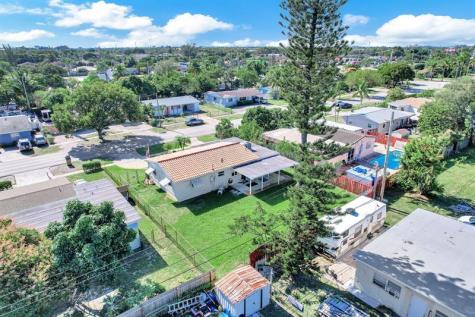 341 NW 37th Street Deerfield Beach FL 33064
