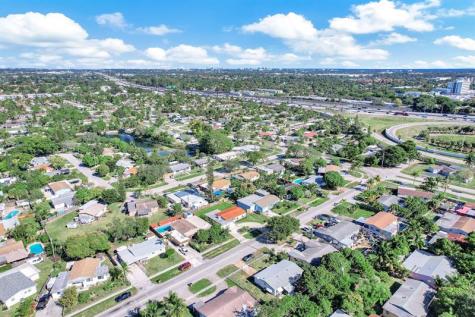341 NW 37th Street Deerfield Beach FL 33064