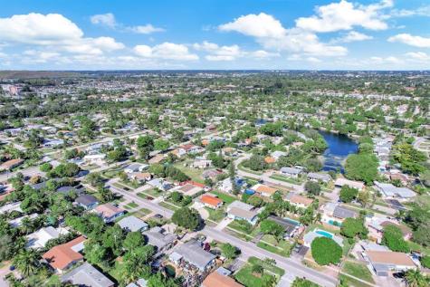 341 NW 37th Street Deerfield Beach FL 33064