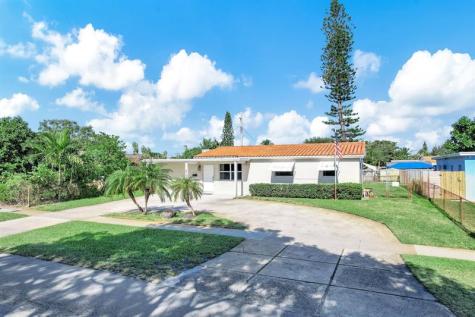 341 NW 37th Street Deerfield Beach FL 33064