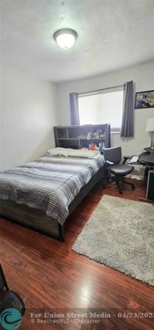5629 SW 40th Street West Park FL 33023
