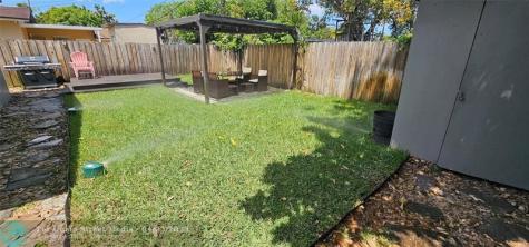 5629 SW 40th Street West Park FL 33023