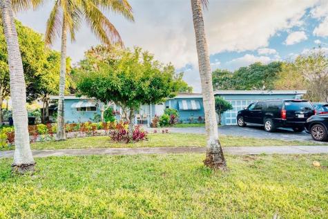 3820 SW 10th Court Fort Lauderdale FL 33312