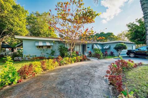 3820 SW 10th Court Fort Lauderdale FL 33312