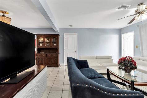 3820 SW 10th Court Fort Lauderdale FL 33312