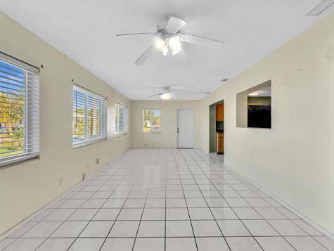 5711 NW 84th Avenue Tamarac FL 33321