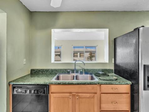 5711 NW 84th Avenue Tamarac FL 33321