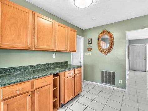5711 NW 84th Avenue Tamarac FL 33321