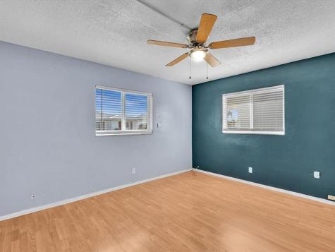 5711 NW 84th Avenue Tamarac FL 33321