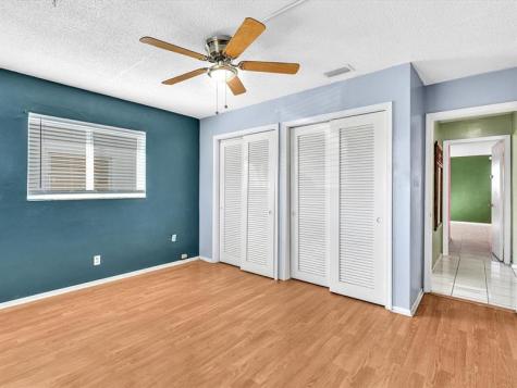 5711 NW 84th Avenue Tamarac FL 33321