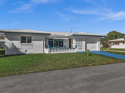 5711 NW 84th Avenue Tamarac FL 33321