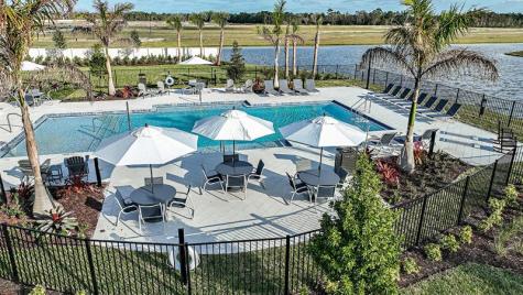 925 SE Seasons Lane Port St Lucie FL 34984