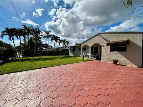 5971 NE 6th Avenue Fort Lauderdale FL 33334