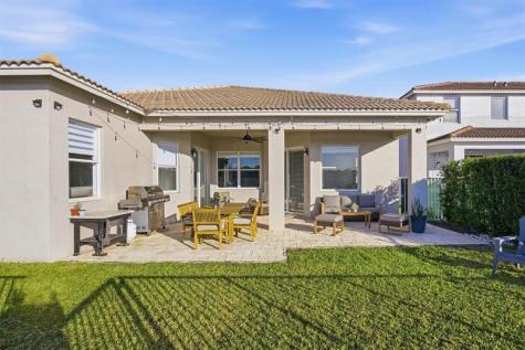 19430 Stonebrook Street Weston FL 33332
