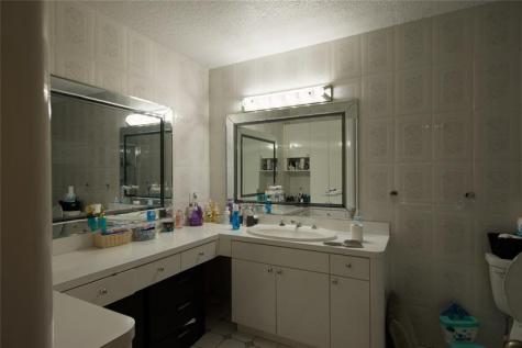 1261 Rodman Street Hollywood FL 33019