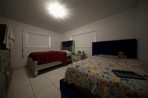 1261 Rodman Street Hollywood FL 33019