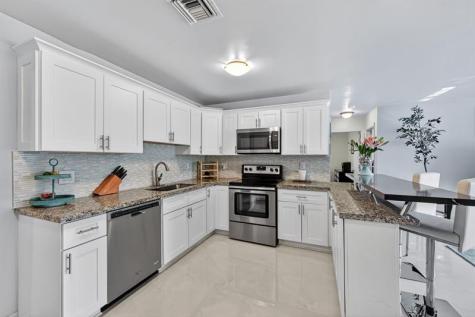 937 SE 7th Street Deerfield Beach FL 33441